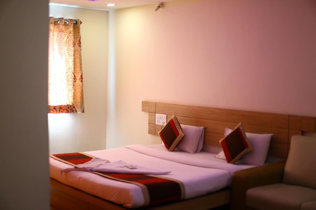 Hotel Fortune City Bangalore Buitenkant foto