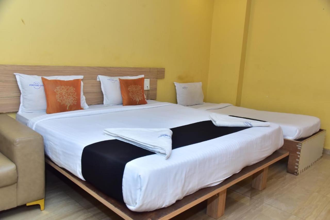Hotel Fortune City Bangalore Buitenkant foto