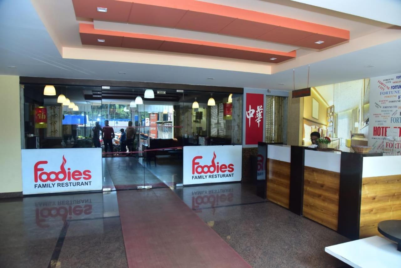 Hotel Fortune City Bangalore Buitenkant foto
